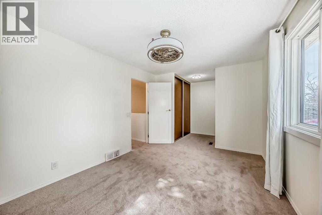 25 Erin Ridge Road Se, Calgary, Alberta  T2B 2W2 - Photo 19 - A2300688