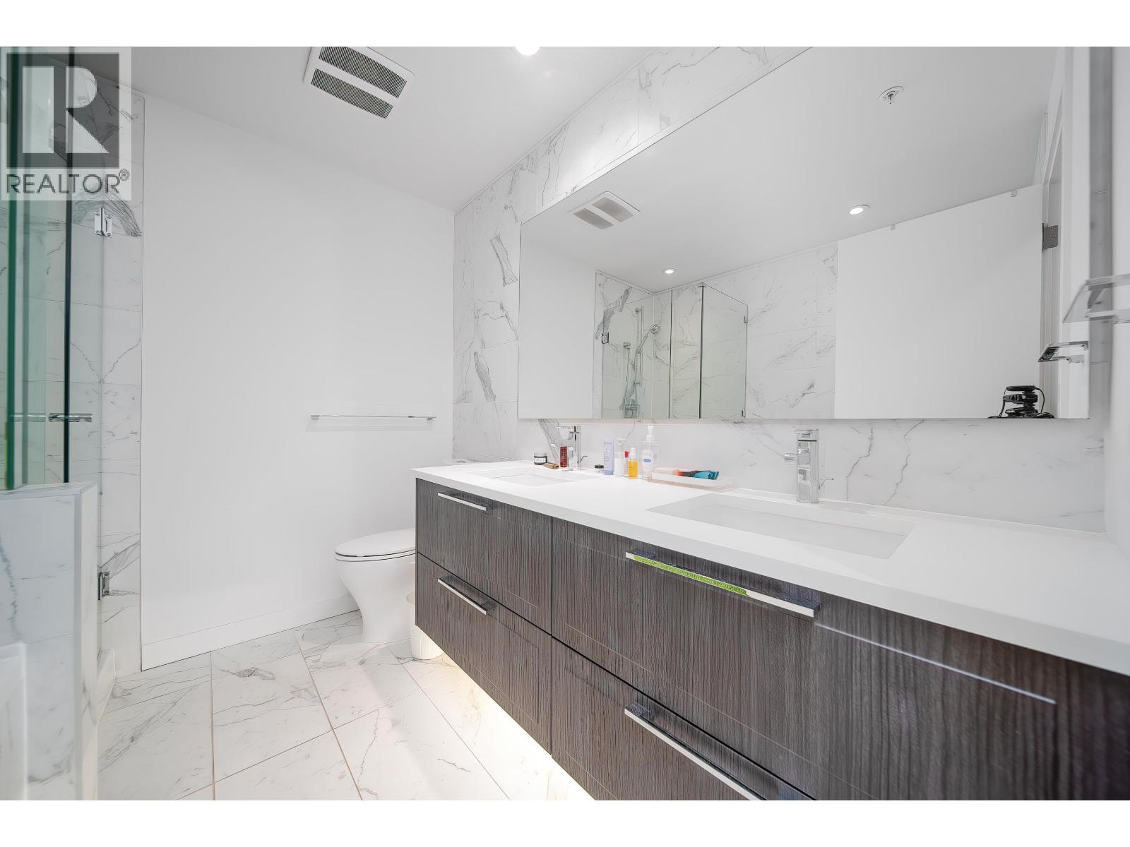 505 6677 Cambie Street, Vancouver, British Columbia  V6P 0E6 - Photo 3 - R3116158