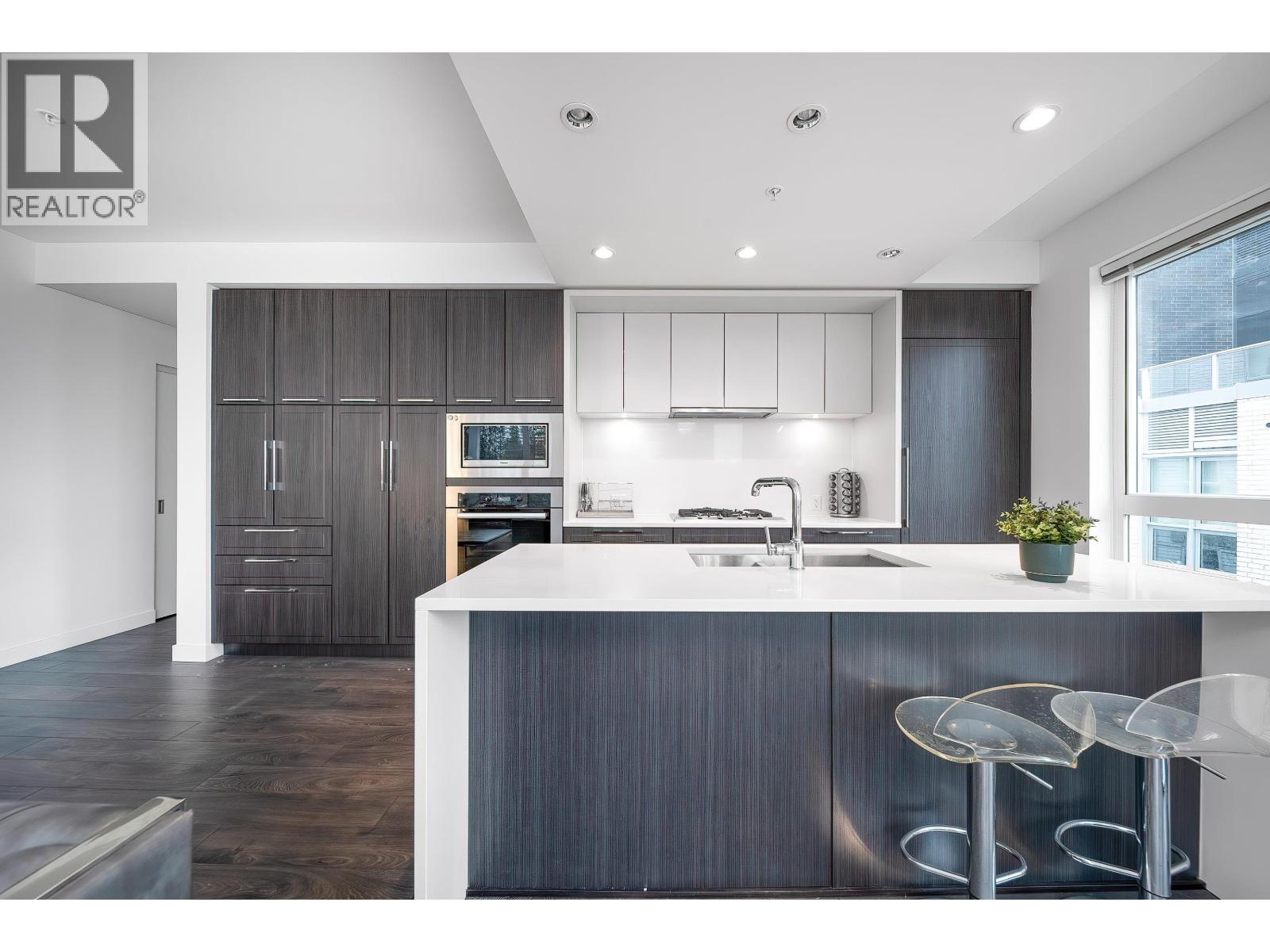 505 6677 Cambie Street, Vancouver, British Columbia  V6P 0E6 - Photo 2 - R3116158