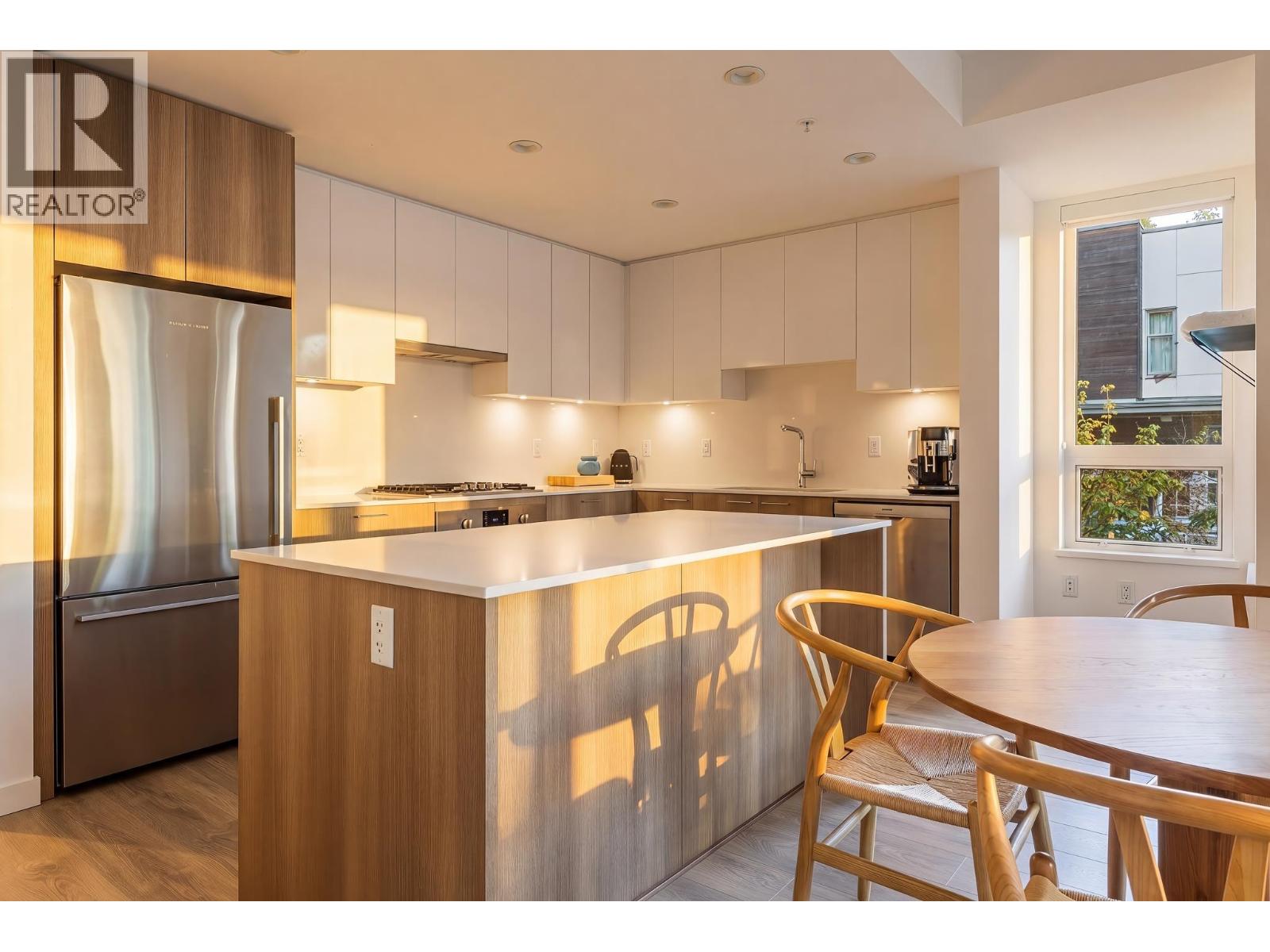 107 715 W 15th Street, North Vancouver, British Columbia  V7M 1T2 - Photo 14 - R3116058