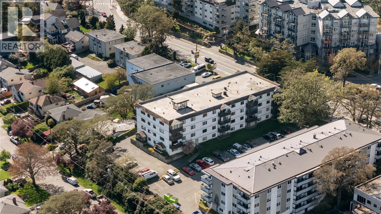 202 929 Esquimalt Rd, Esquimalt, British Columbia