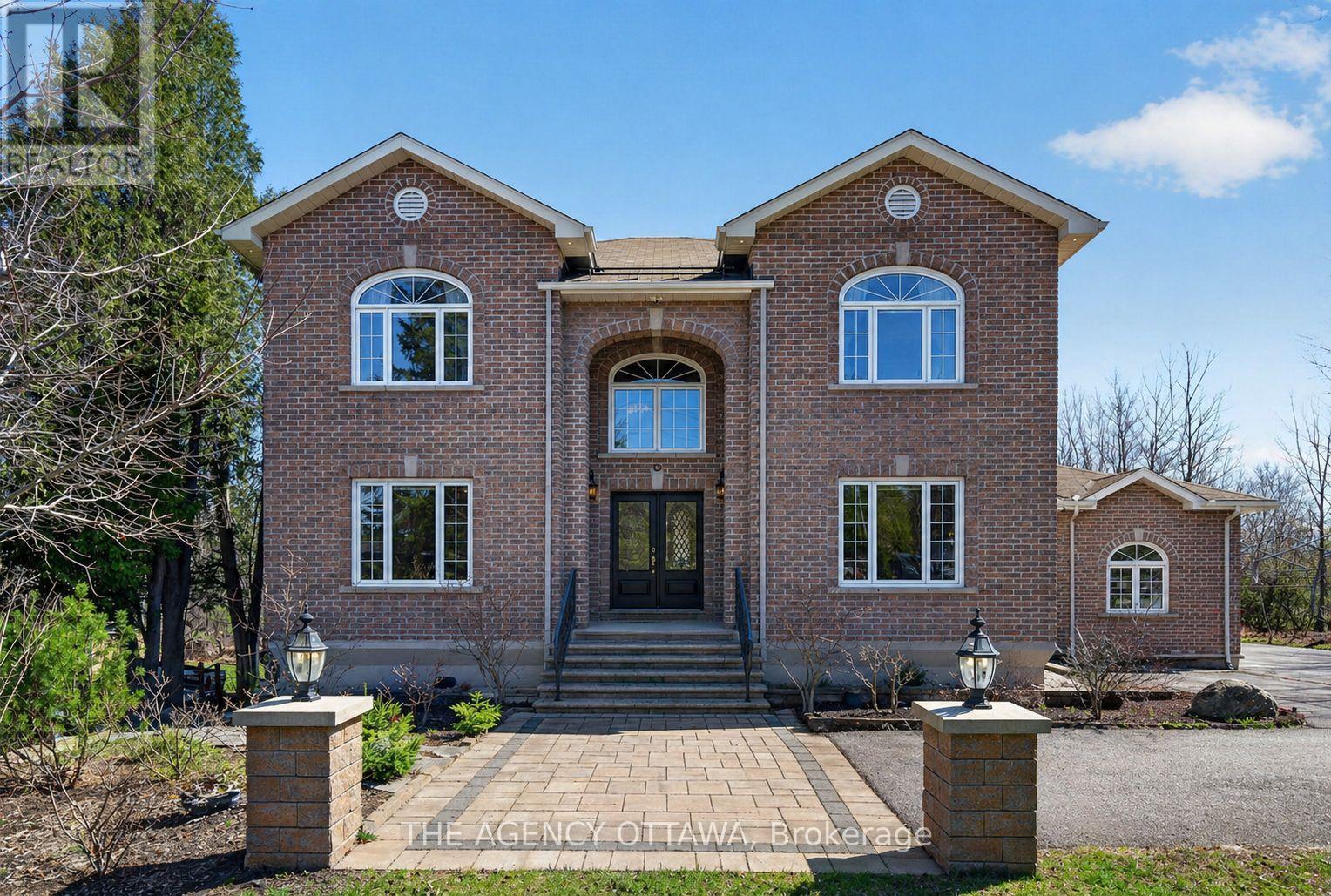 4633 ALBION ROAD, Ottawa, Ontario