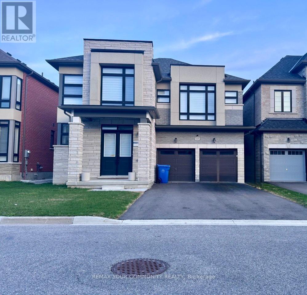 105 HALLDORSON AVENUE, Aurora, Ontario