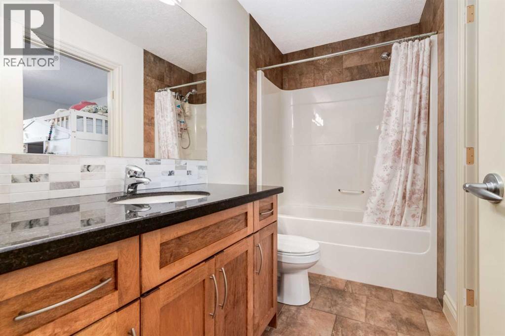 1, 2413 2 Avenue Nw, Calgary, Alberta  T2N 0H5 - Photo 37 - A2284500