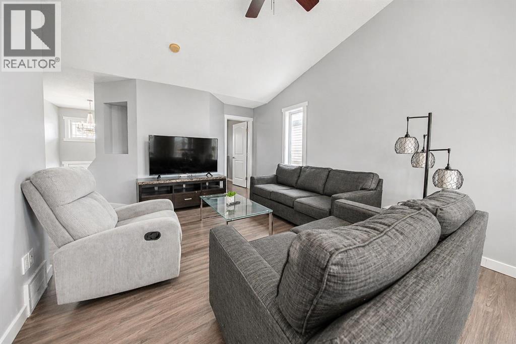 8 Jepsen Crescent, Red Deer, Alberta  T4P 0A9 - Photo 6 - A2304156