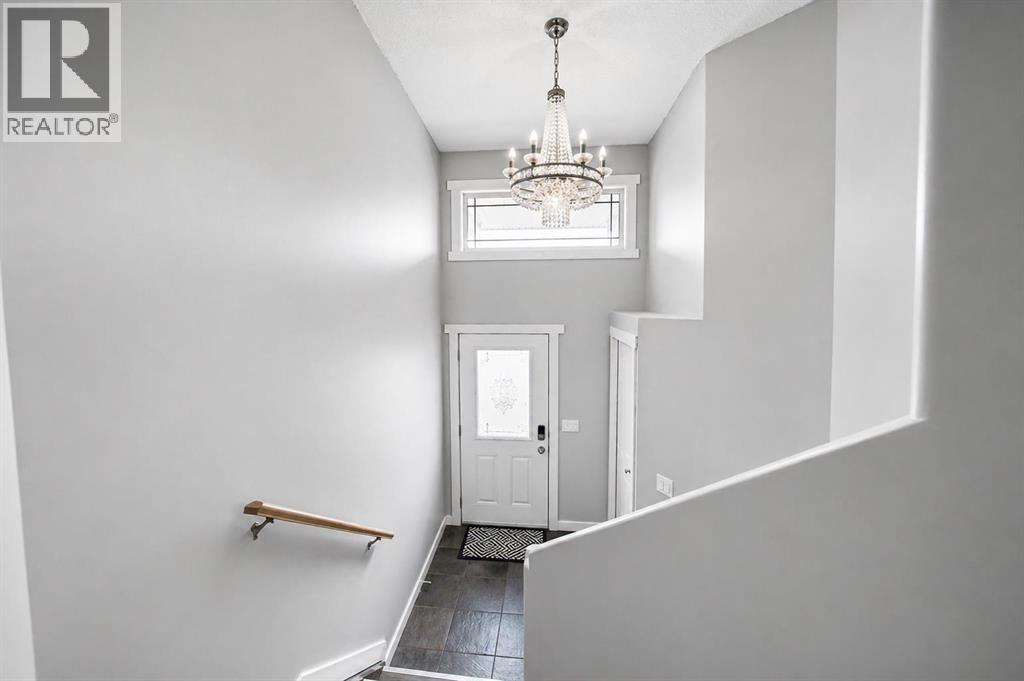 8 Jepsen Crescent, Red Deer, Alberta  T4P 0A9 - Photo 3 - A2304156