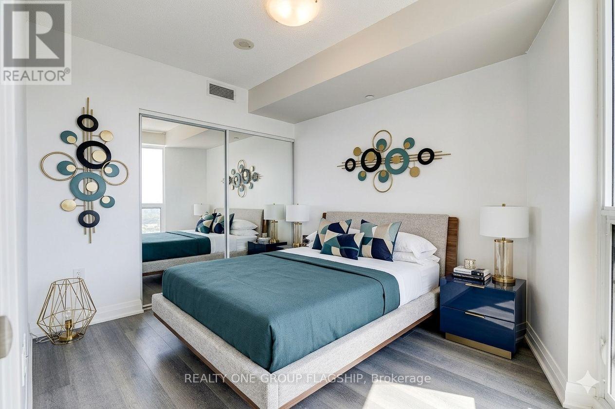 2405 - 9 Valhalla Inn Road, Toronto, Ontario  M9B 0B2 - Photo 5 - W13046090