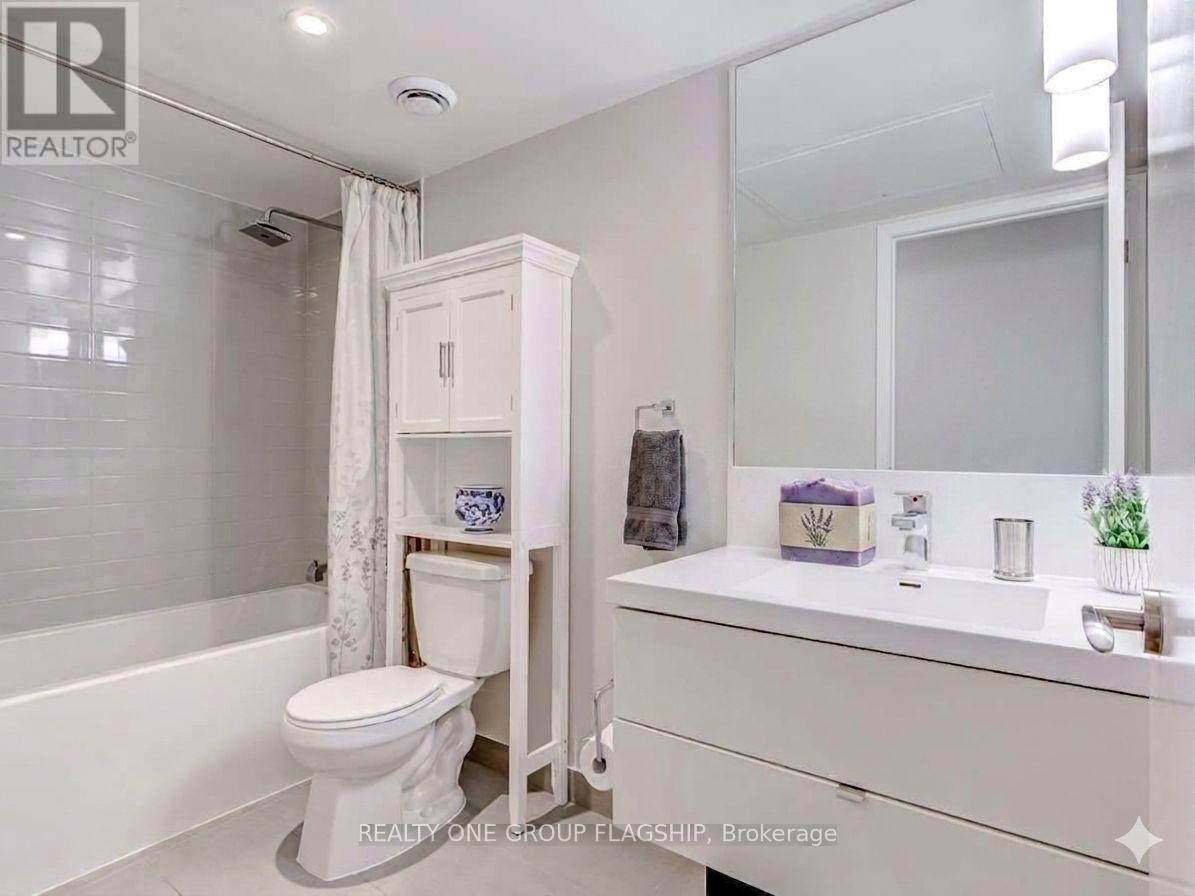 2405 - 9 Valhalla Inn Road, Toronto, Ontario  M9B 0B2 - Photo 7 - W13046090