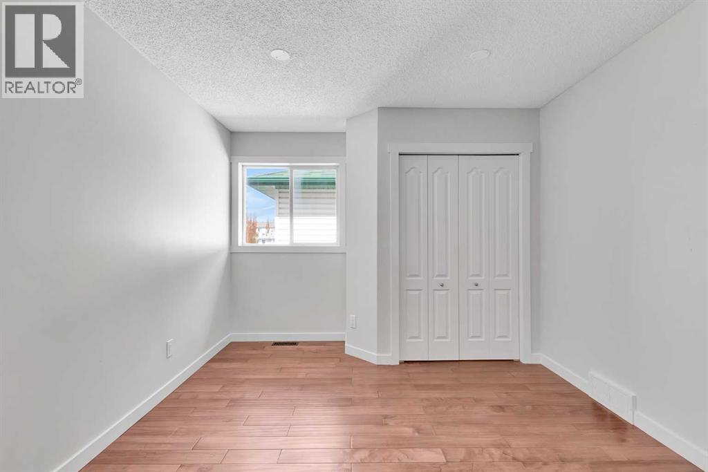 214 Royal Birch View Nw, Calgary, Alberta  T3G 5J8 - Photo 21 - A2303686