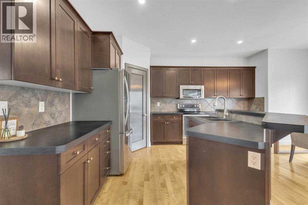 132 Ingle Close, Red Deer, Alberta  T4R 3S2 - Photo 8 - A2301890