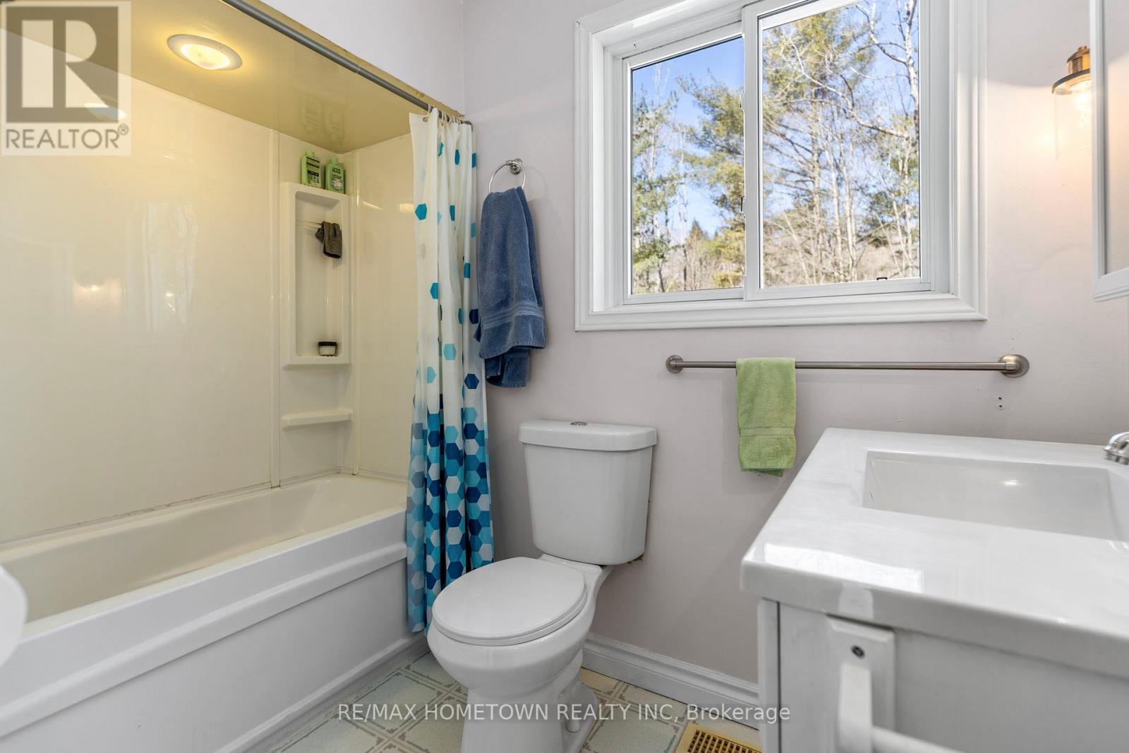 26 Hallecks Road W, Front Of Yonge, Ontario  K0E 1R0 - Photo 22 - X12969368