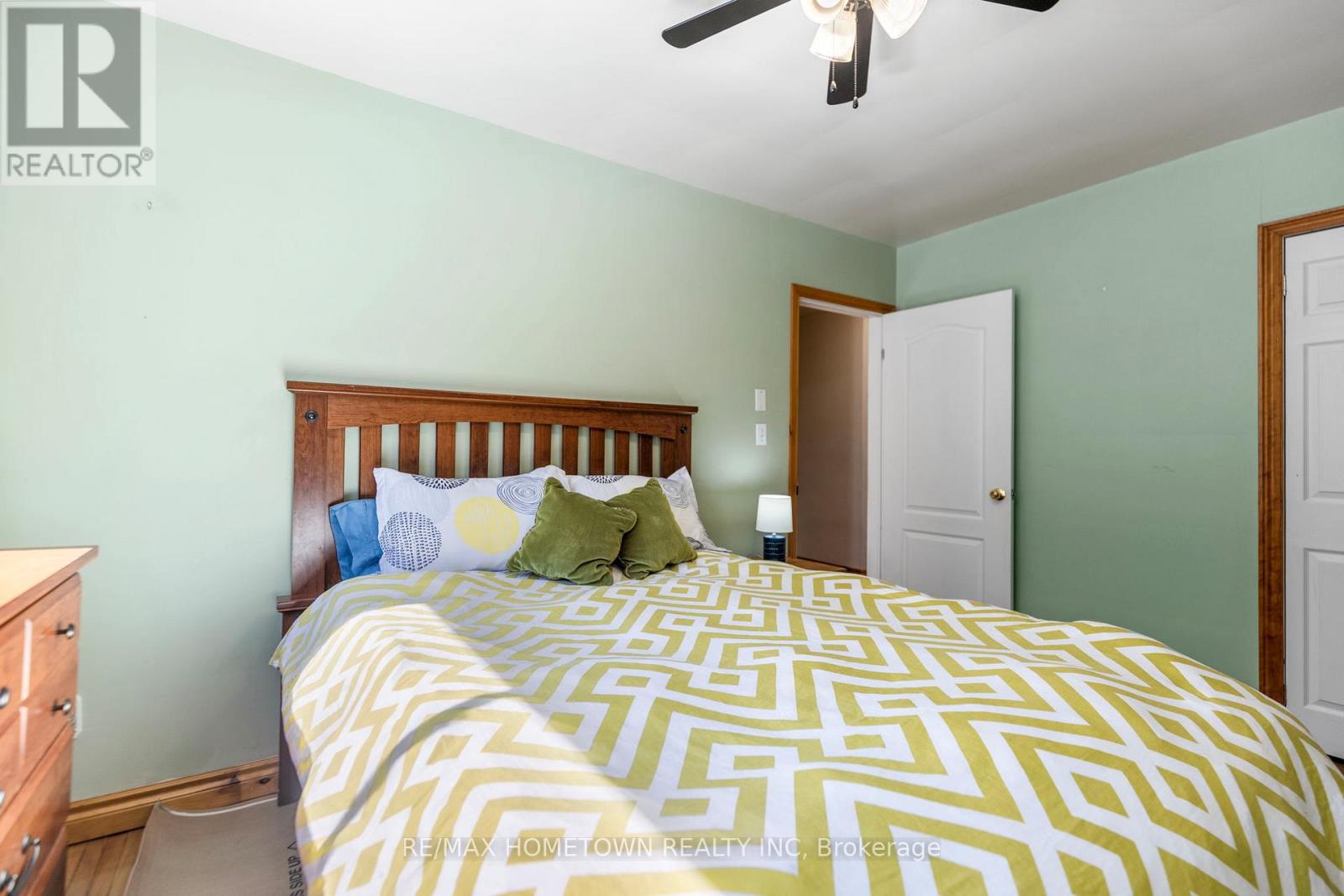 26 Hallecks Road W, Front Of Yonge, Ontario  K0E 1R0 - Photo 17 - X12969368