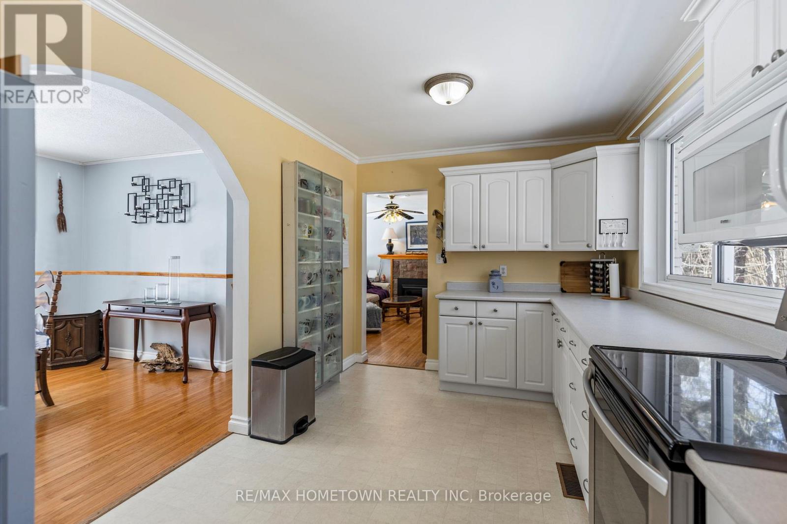 26 Hallecks Road W, Front Of Yonge, Ontario  K0E 1R0 - Photo 12 - X12969368