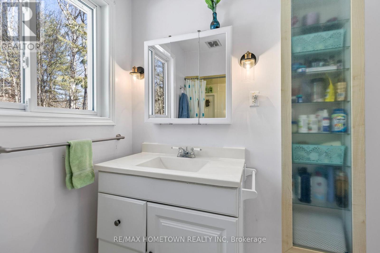 26 Hallecks Road W, Front Of Yonge, Ontario  K0E 1R0 - Photo 23 - X12969368