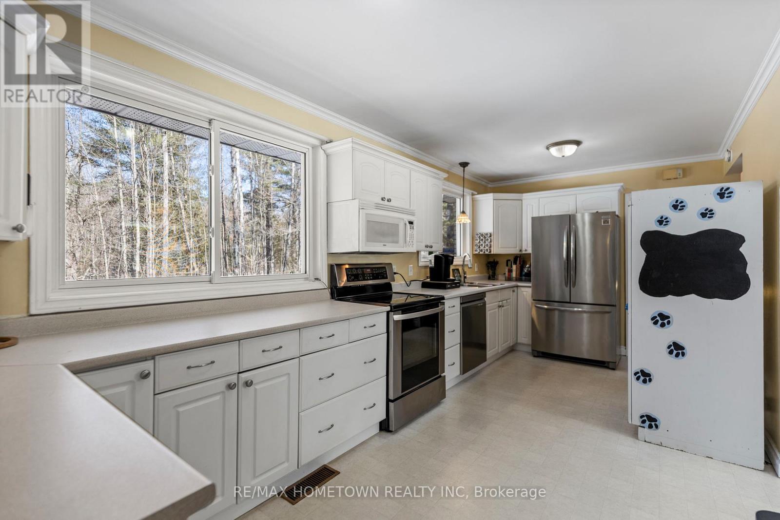 26 Hallecks Road W, Front Of Yonge, Ontario  K0E 1R0 - Photo 9 - X12969368