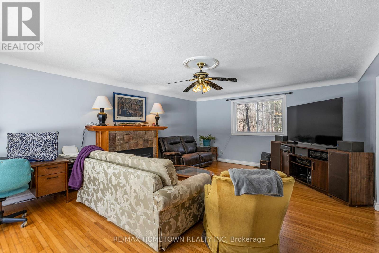 26 Hallecks Road W, Front Of Yonge, Ontario  K0E 1R0 - Photo 8 - X12969368