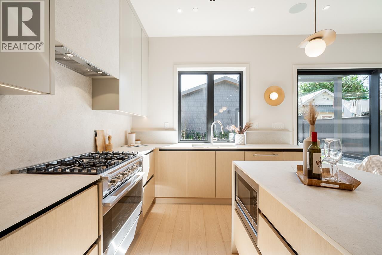 2 372 E 37 Avenue, Vancouver, British Columbia  V5W 1E7 - Photo 11 - R3116559