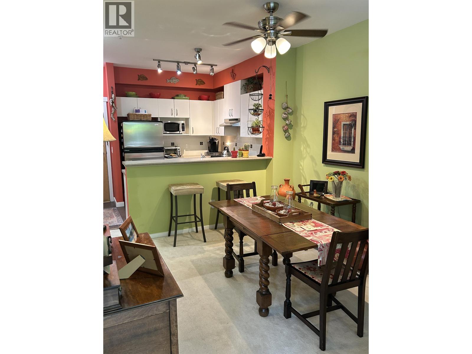 121 801 Klahanie Drive, Port Moody, British Columbia  V3H 5K4 - Photo 9 - R3116562