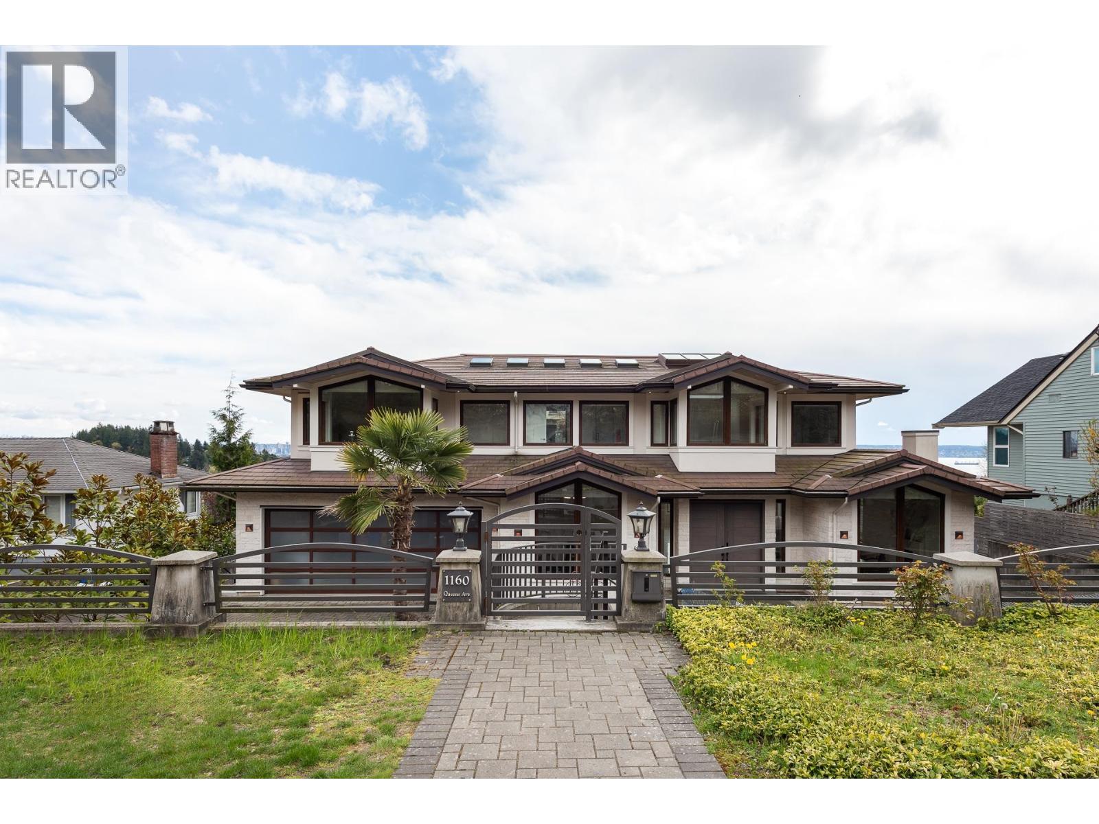 1160 QUEENS AVENUE, West Vancouver, British Columbia