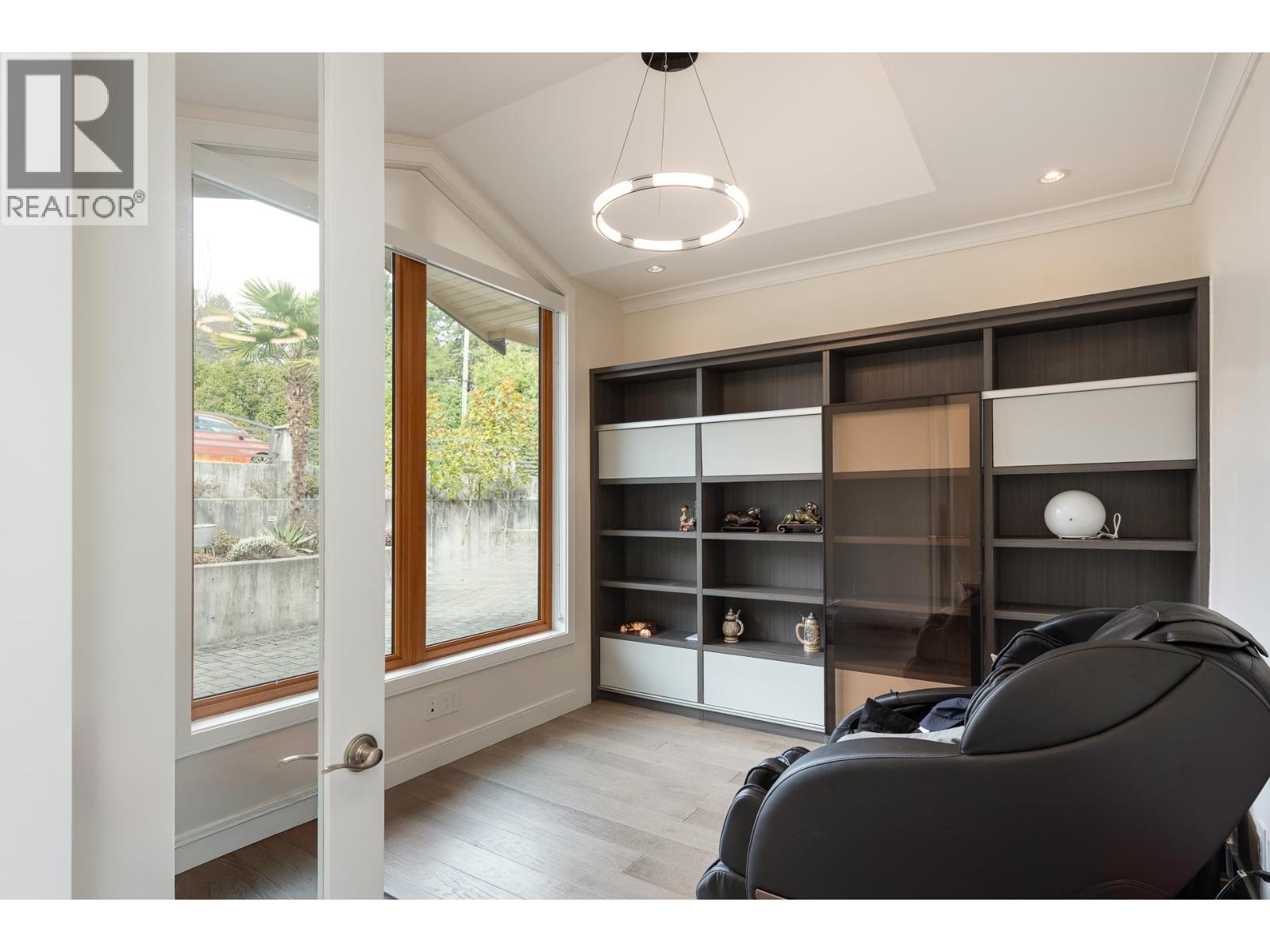 1160 Queens Avenue, West Vancouver, British Columbia  V7S 2K2 - Photo 4 - R3116569