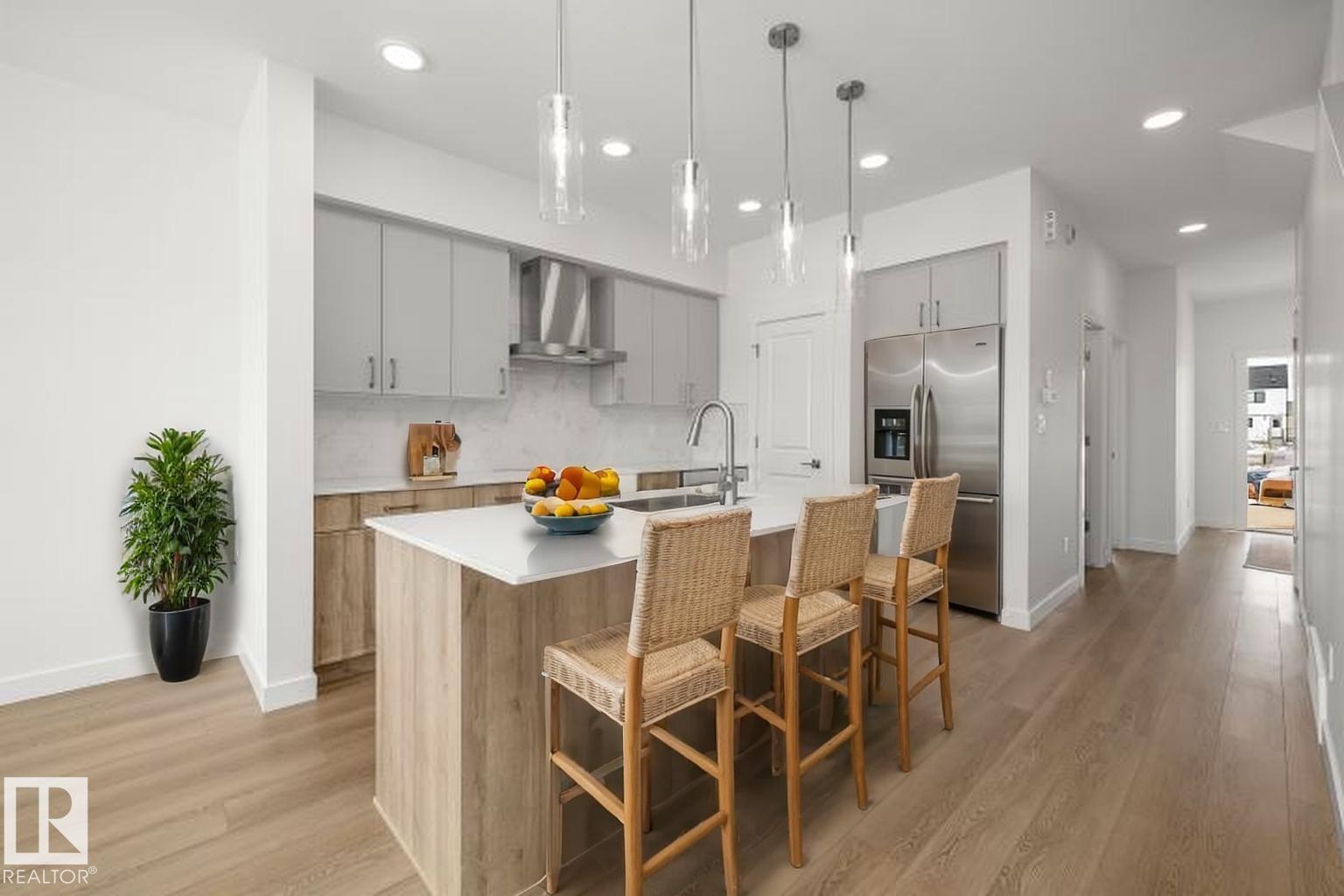 620 176 Av NE, Edmonton, Alberta  T5Y 4K3 - Photo 14 - E4473713