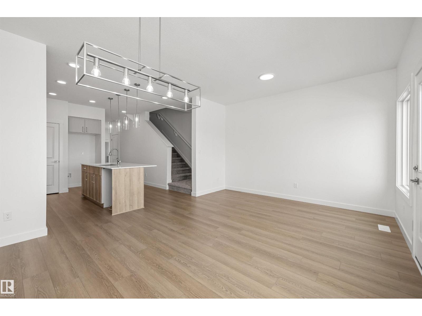 620 176 Av NE, Edmonton, Alberta  T5Y 4K3 - Photo 16 - E4473713