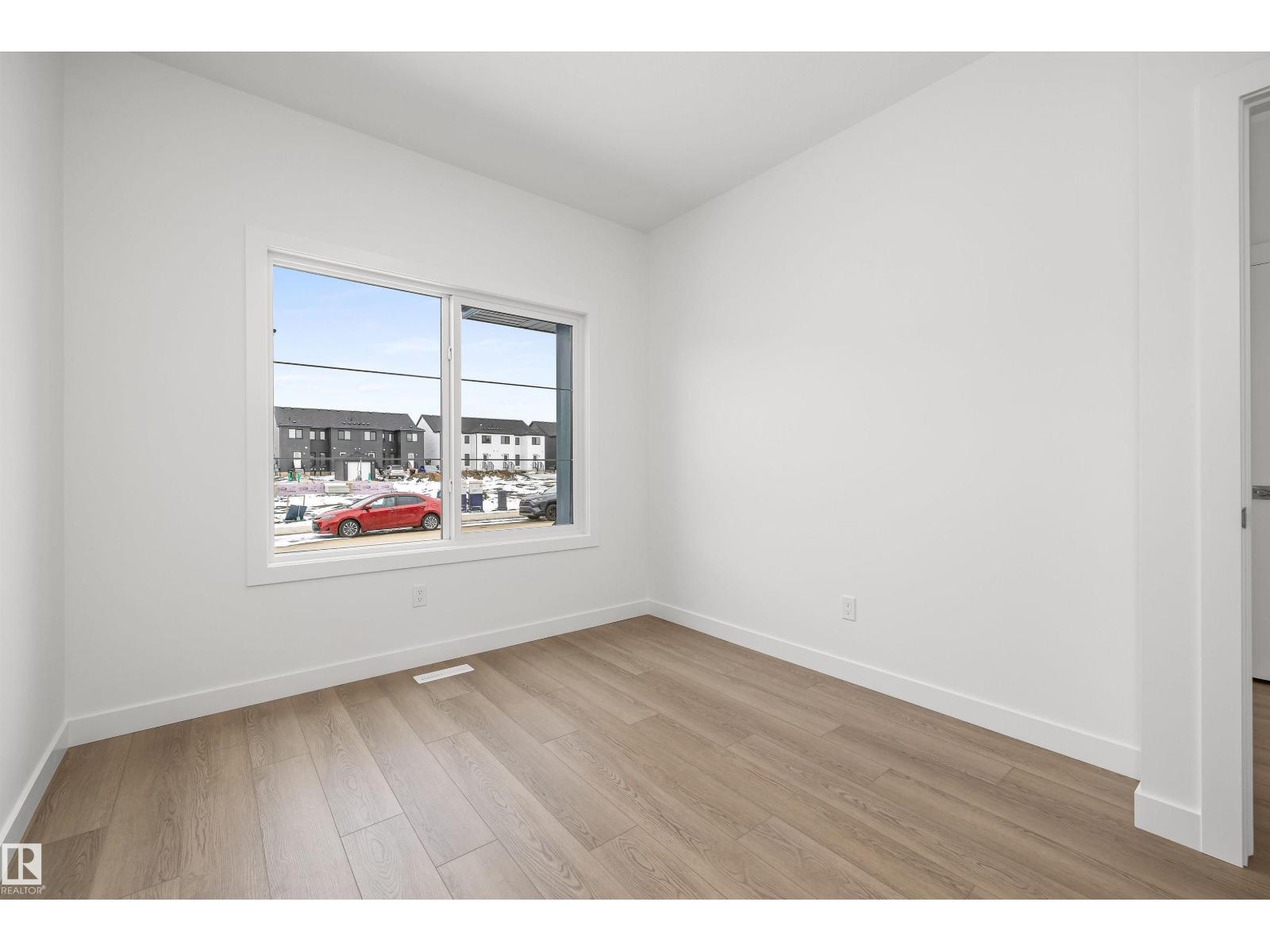 620 176 Av NE, Edmonton, Alberta  T5Y 4K3 - Photo 6 - E4473713