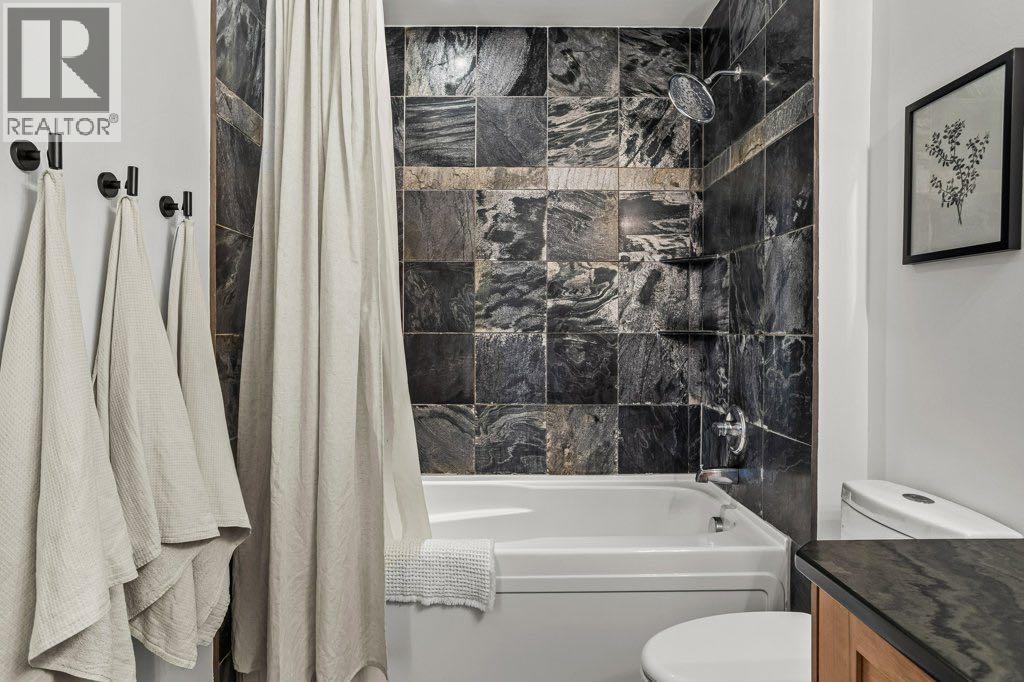 202, 113 Cave Avenue, Banff, Alberta  T1L 1B5 - Photo 25 - A2300240