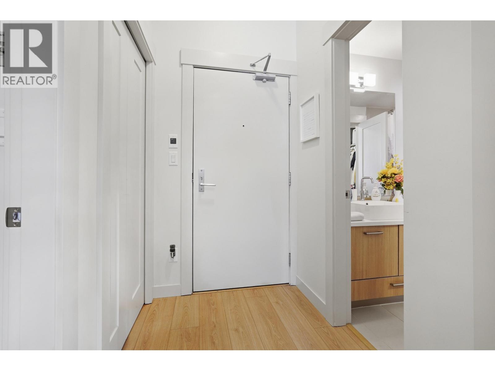 304 2214 Kelly Avenue, Port Coquitlam, British Columbia  V3C 3E5 - Photo 14 - R3115903