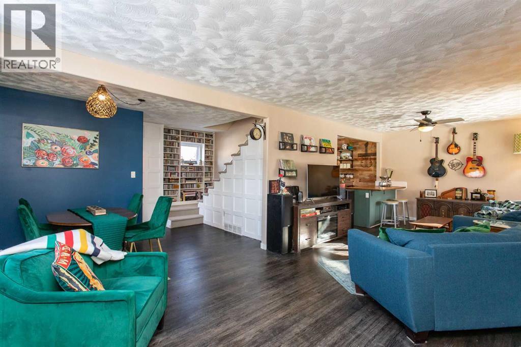 3738 45 Street, Red Deer, Alberta  T4N 1J4 - Photo 4 - A2288549