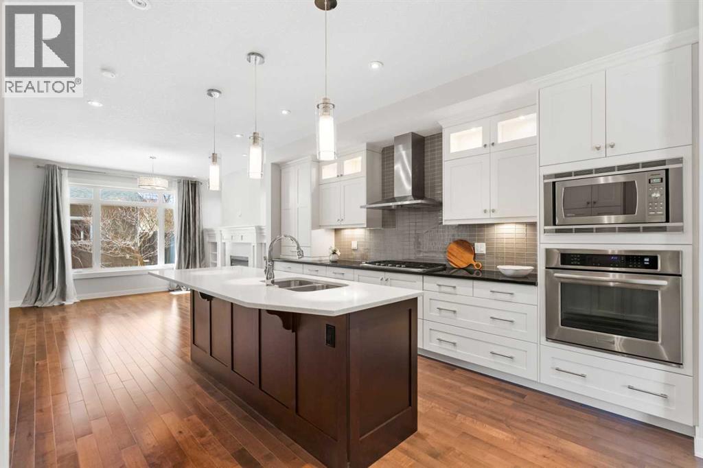 2427 22a Street Nw, Calgary, Alberta  T2M 3X7 - Photo 3 - A2304847