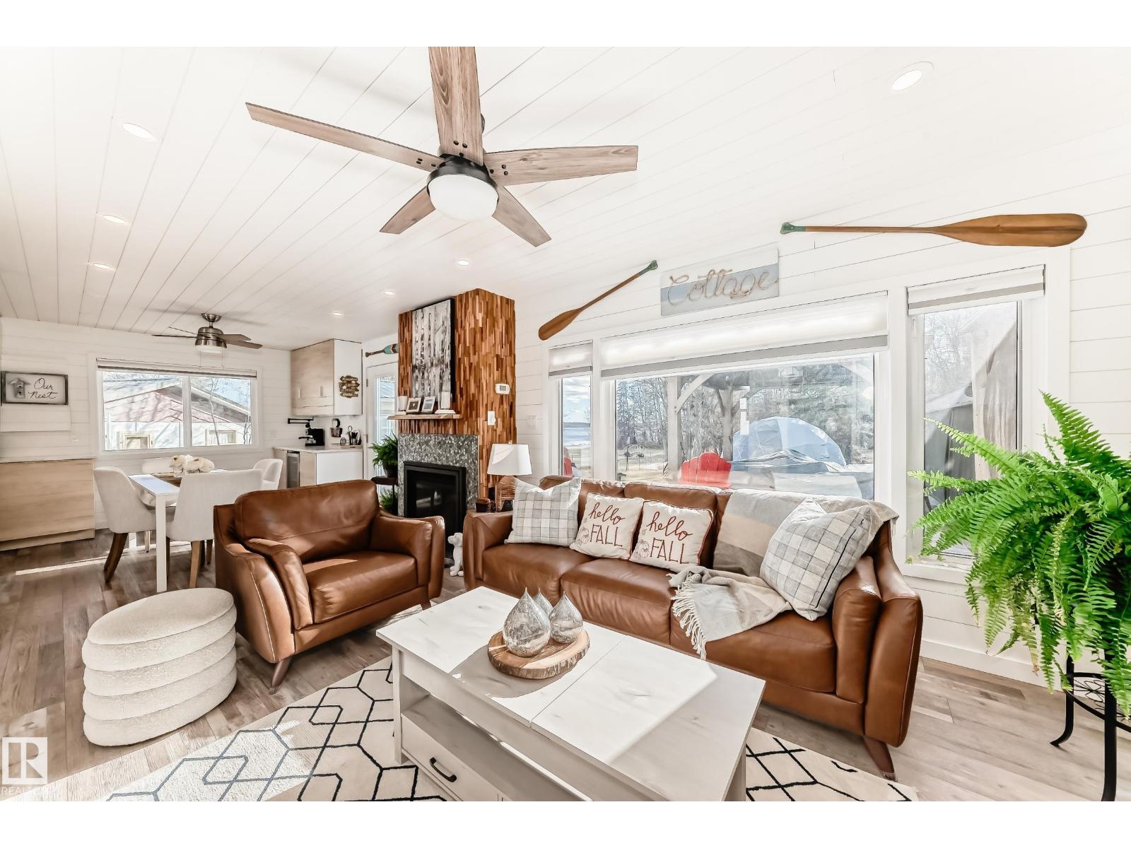 6108 Willow Wy, Rural Lac Ste. Anne County, Alberta  T0E 1V0 - Photo 2 - E4484428