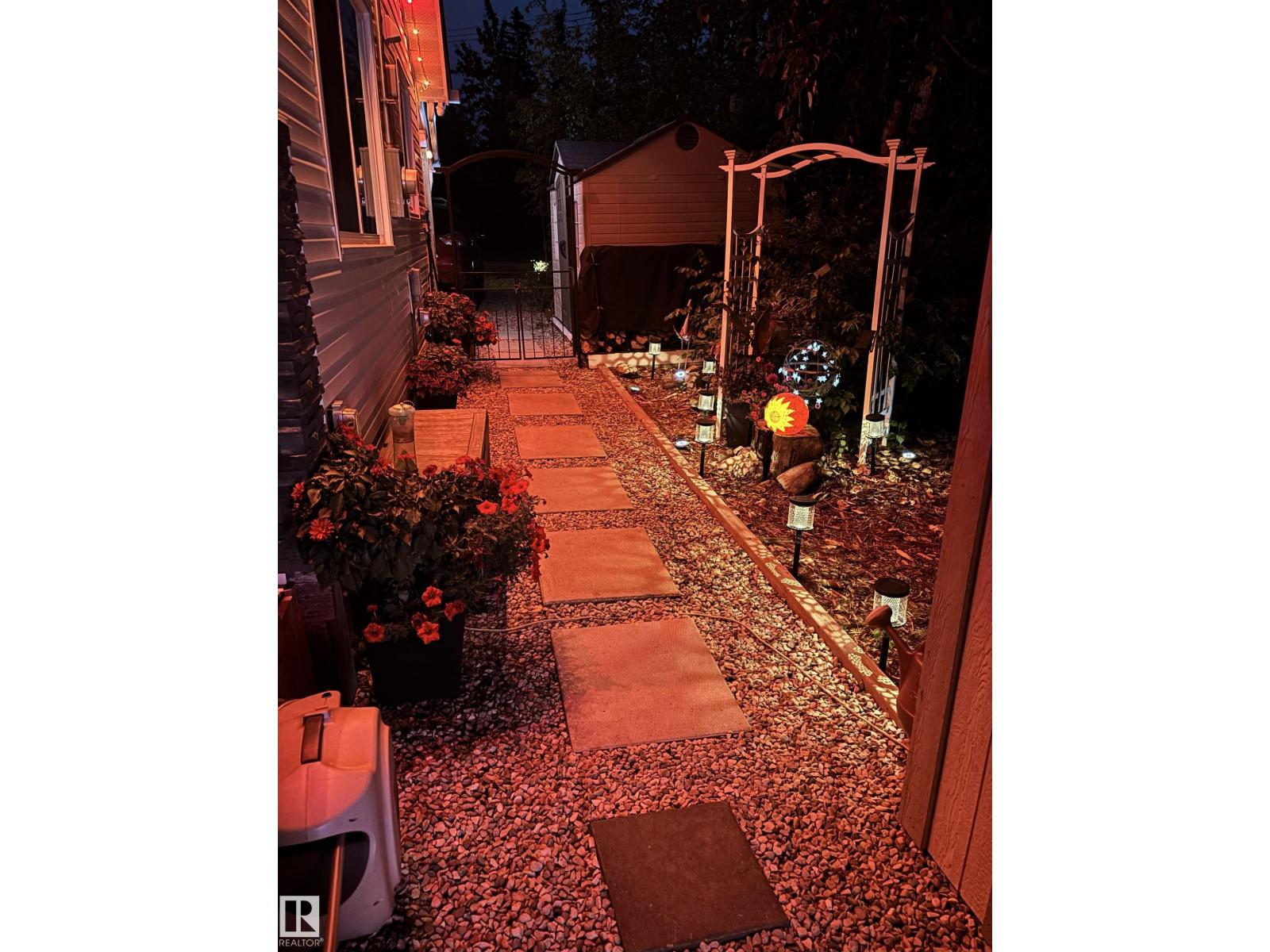 6108 Willow Wy, Rural Lac Ste. Anne County, Alberta  T0E 1V0 - Photo 8 - E4484428