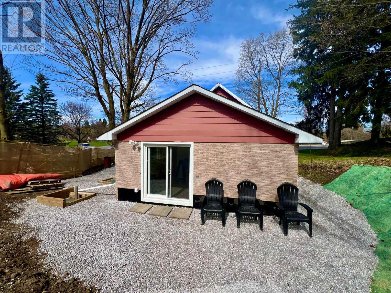 19772 Airport Road, Caledon, Ontario  L7K 0A3 - Photo 24 - W12922180