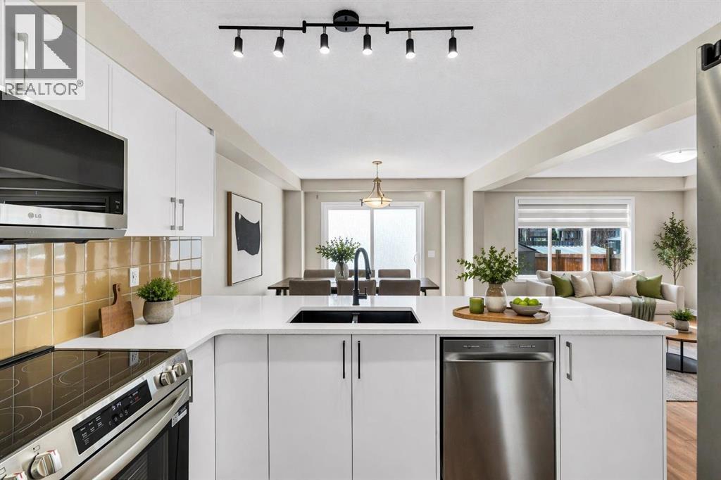 209 Windford Park Sw, Airdrie, Alberta  T4B 4E9 - Photo 5 - A2304918