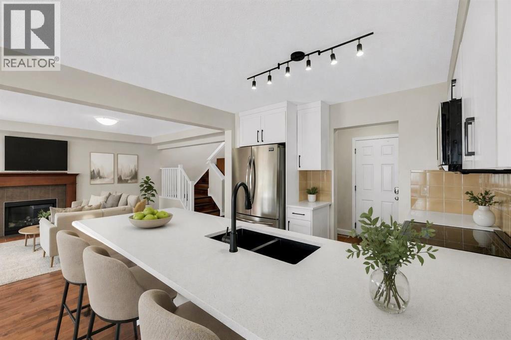 209 Windford Park Sw, Airdrie, Alberta  T4B 4E9 - Photo 4 - A2304918