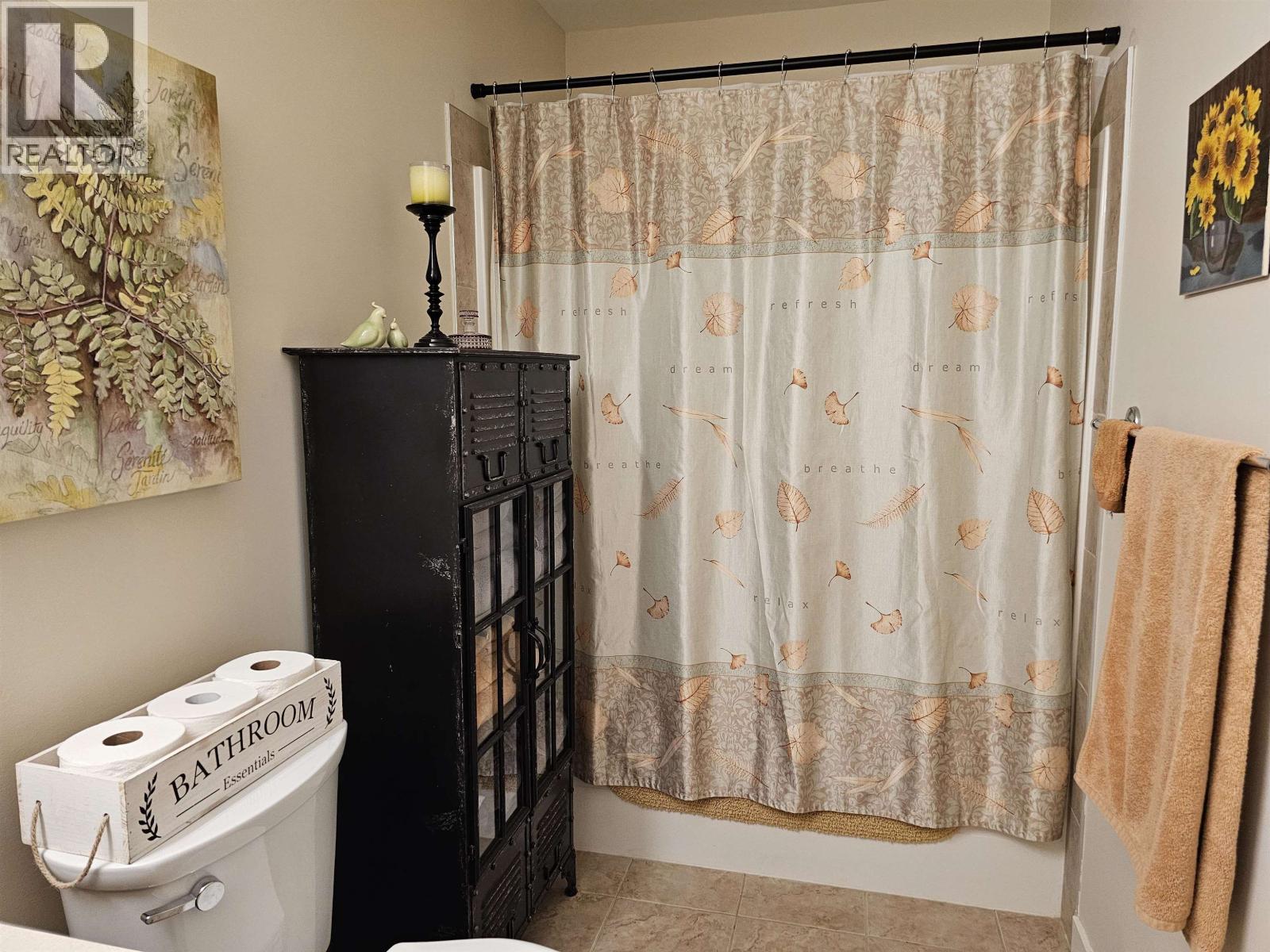 404 5631 Inlet Avenue, Sechelt, British Columbia  V7Z 0J1 - Photo 17 - R3090363