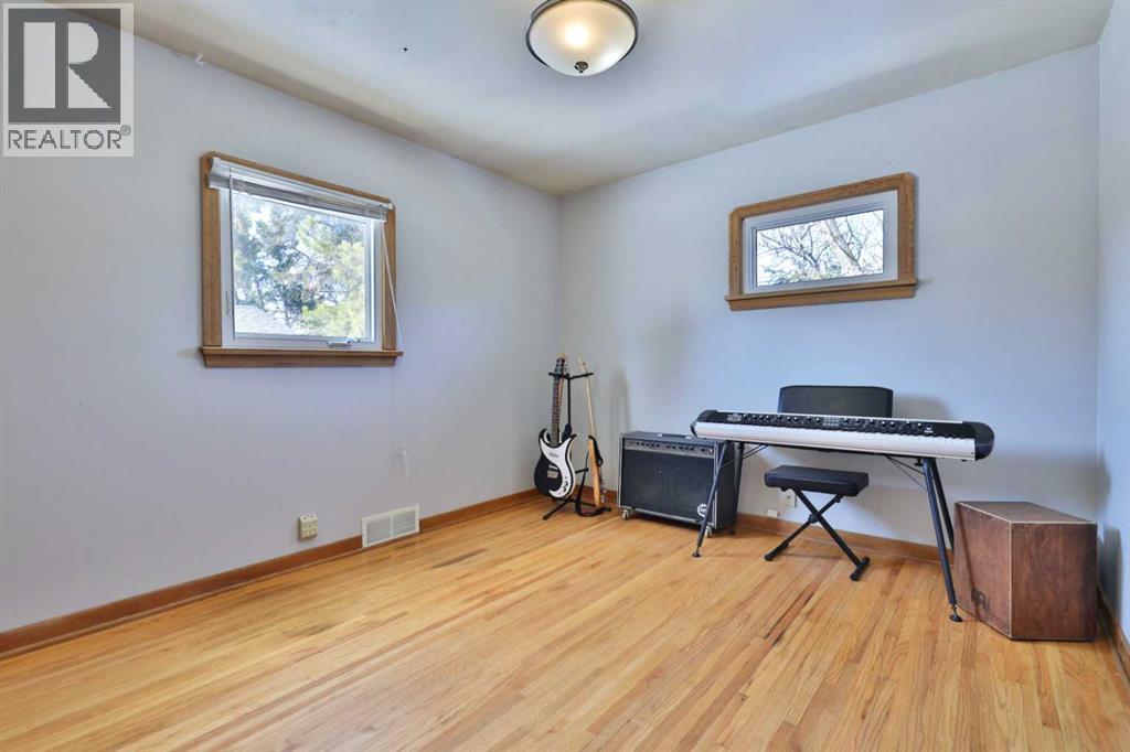 5409 50 Avenue, Camrose, Alberta  T4V 0T5 - Photo 19 - A2303605