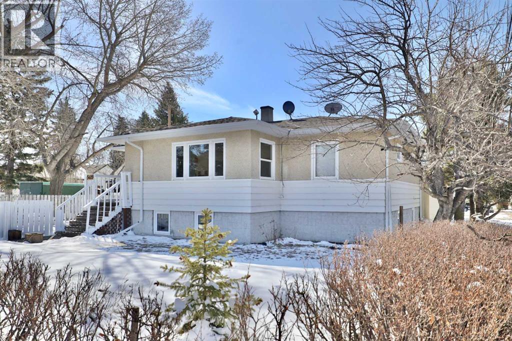 5409 50 Avenue, Camrose, Alberta