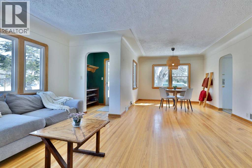 5409 50 Avenue, Camrose, Alberta  T4V 0T5 - Photo 8 - A2303605