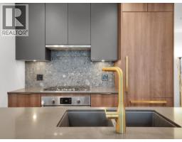 404 2375 EMERY COURT, North Vancouver, British Columbia