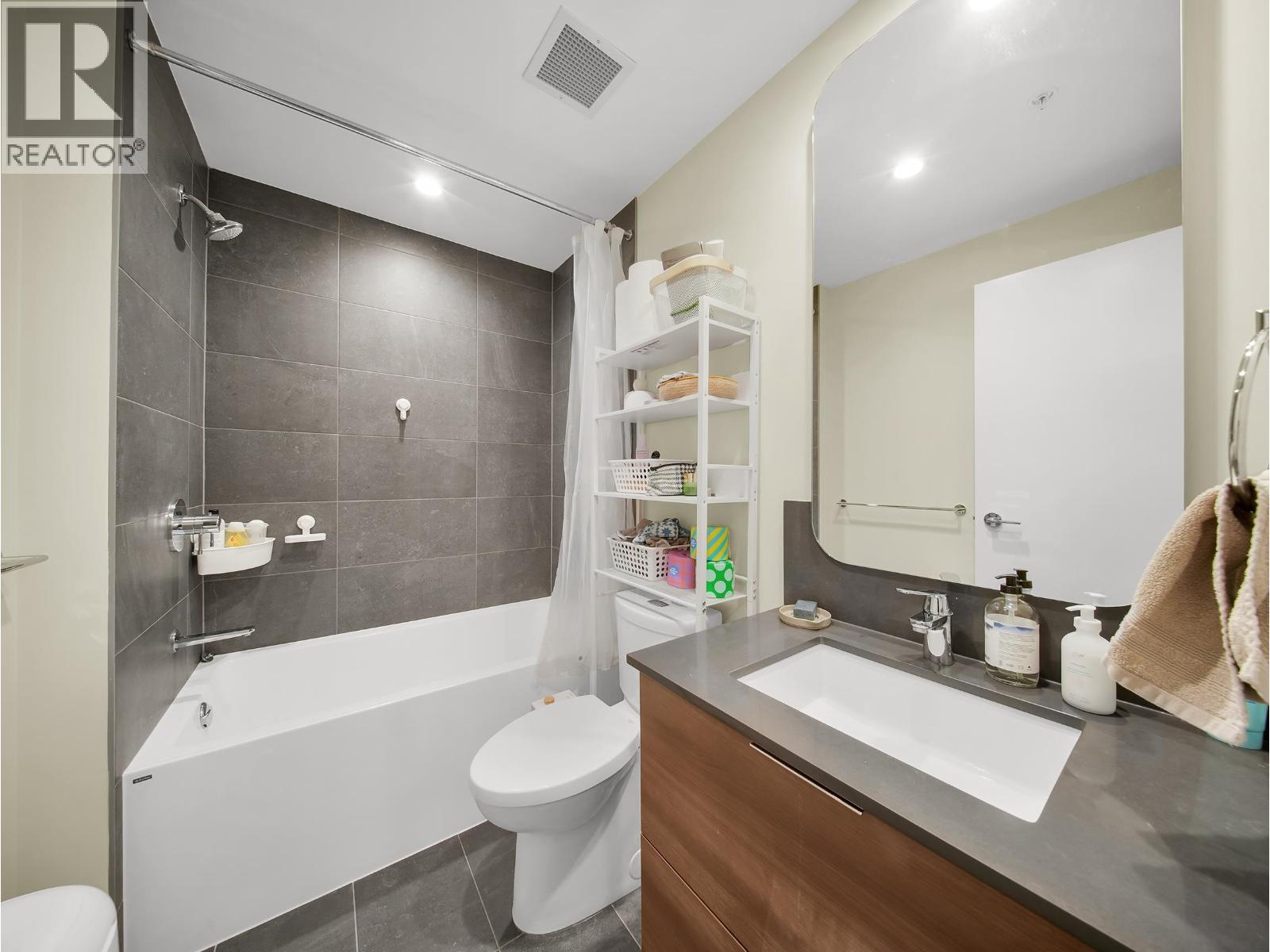 404 2375 Emery Court, North Vancouver, British Columbia  V7J 0E8 - Photo 18 - R3090696