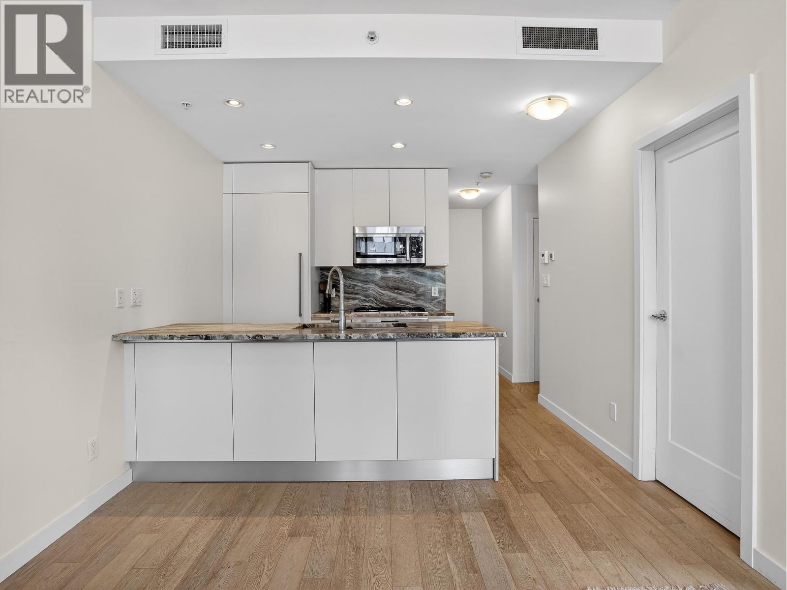 301 2565 Maple Street, Vancouver, British Columbia  V6J 0C8 - Photo 9 - R3105781