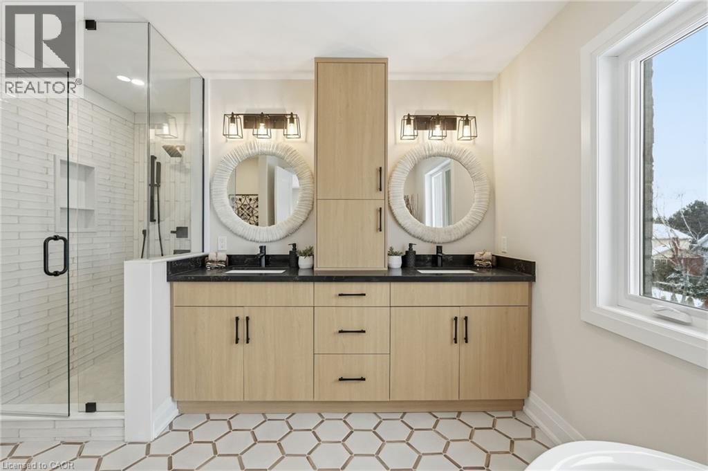 7 Bartlett Avenue, Grimsby, Ontario  L3M 5N7 - Photo 32 - 40807939