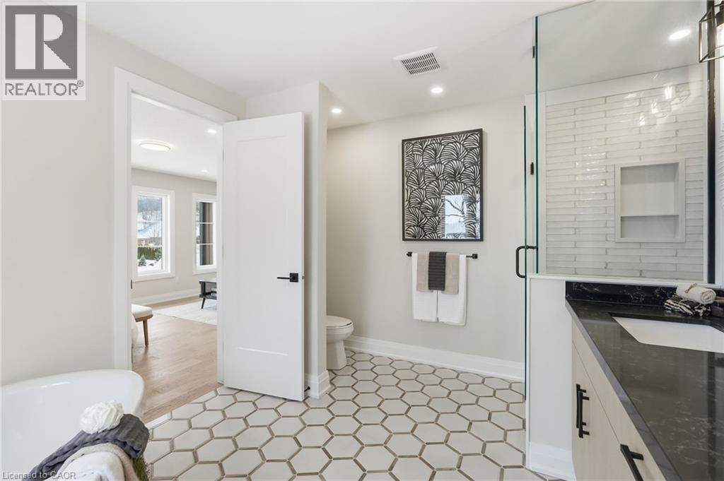 7 Bartlett Avenue, Grimsby, Ontario  L3M 5N7 - Photo 33 - 40807939