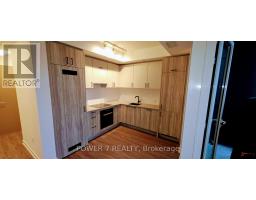 1704 - 5 QUARRINGTON LANE, Toronto, Ontario