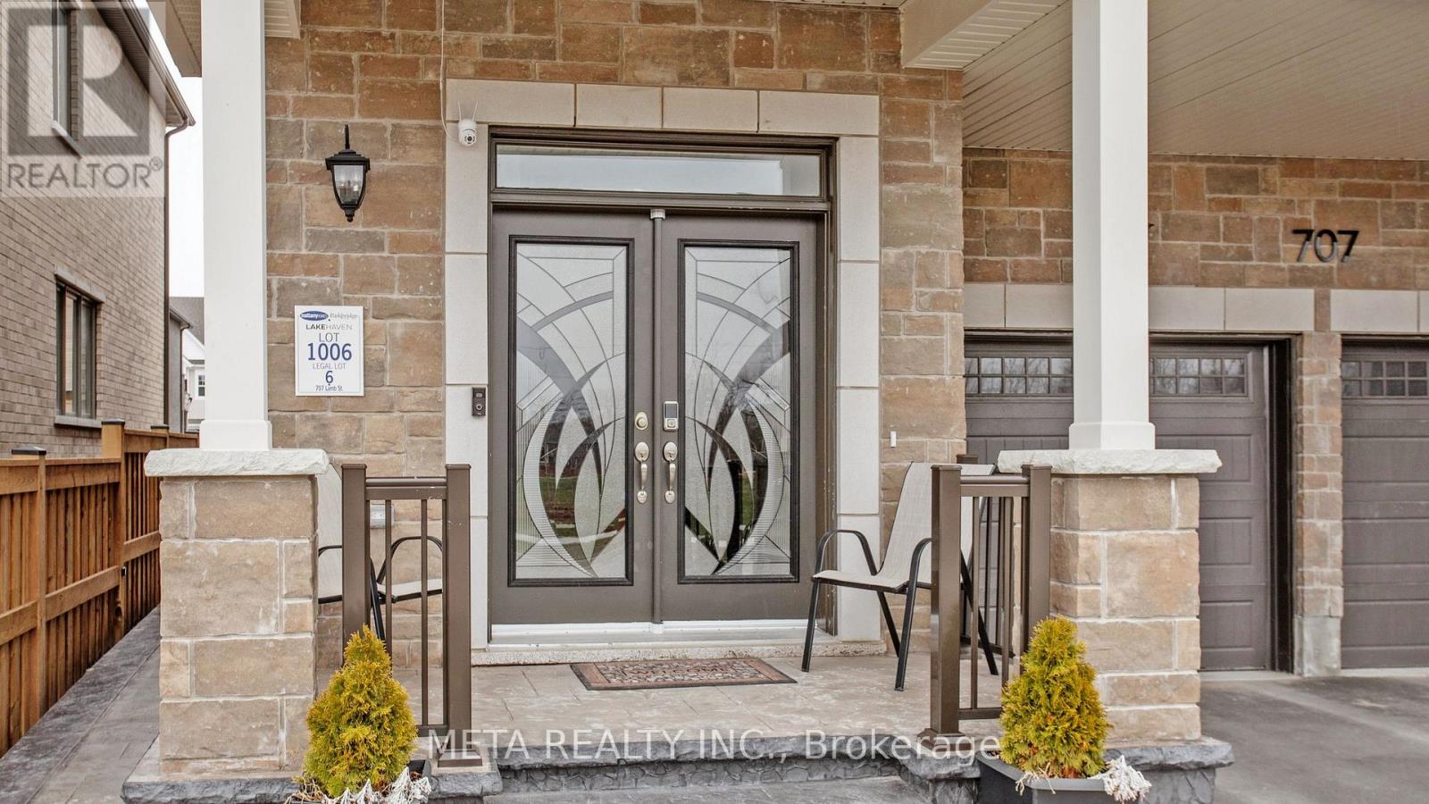 707 Lamb Street, Innisfil, Ontario  L9S 0R7 - Photo 2 - N13050928