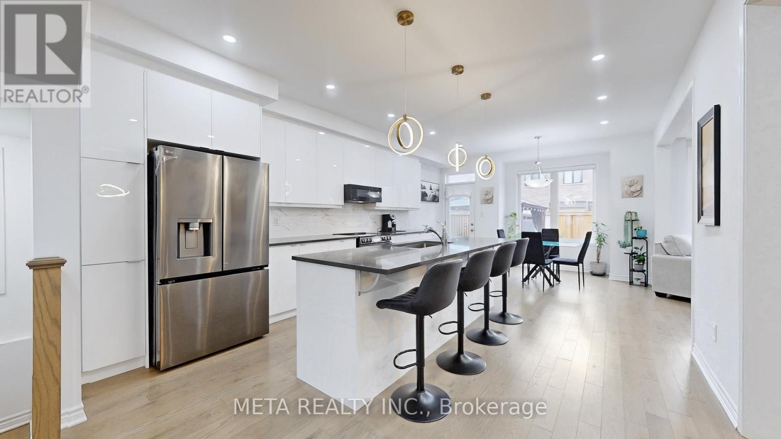 707 Lamb Street, Innisfil, Ontario  L9S 0R7 - Photo 6 - N13050928