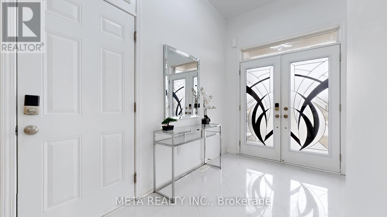 707 Lamb Street, Innisfil, Ontario  L9S 0R7 - Photo 9 - N13050928