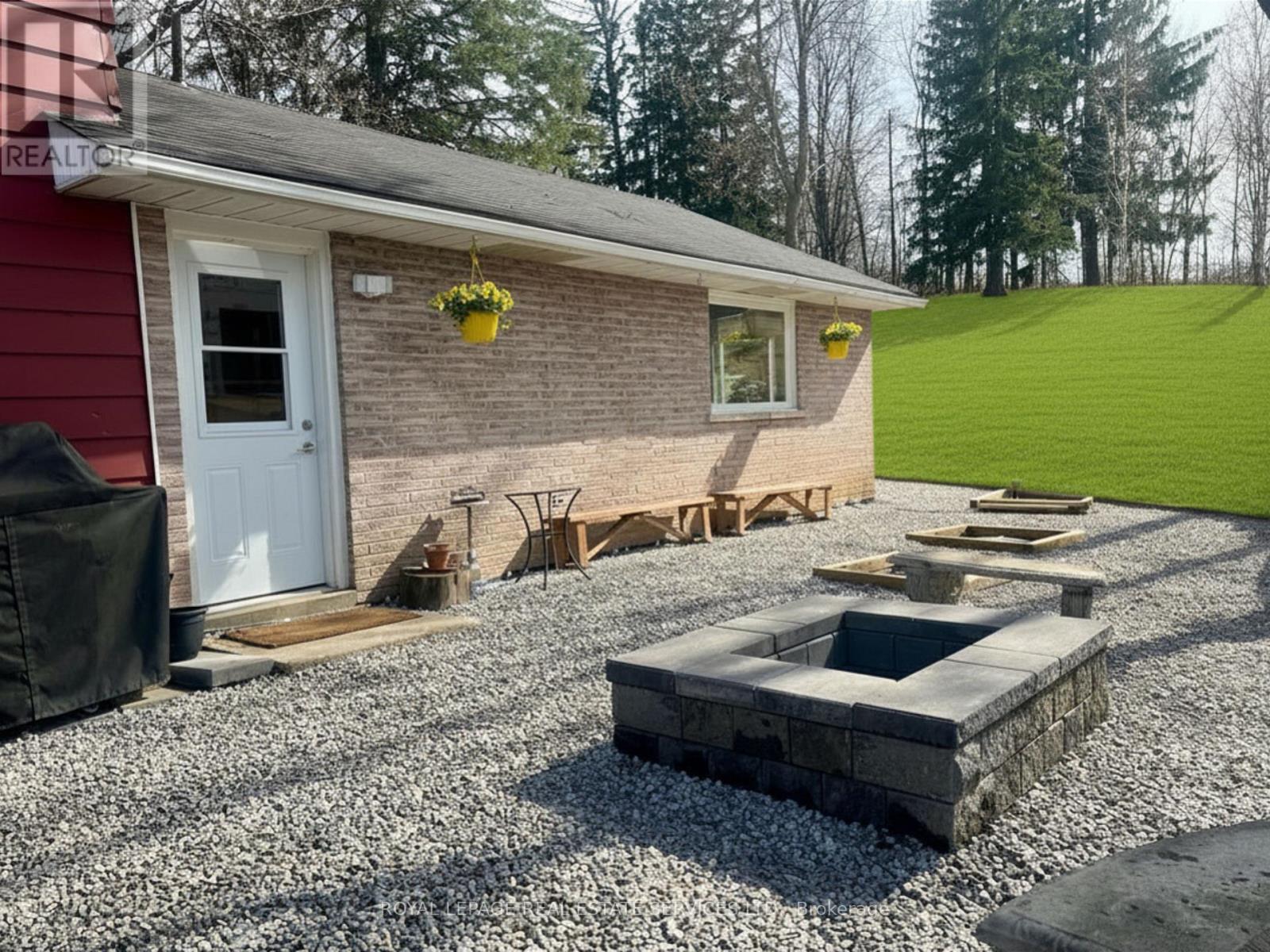 19772 Airport Road, Caledon, Ontario  L7K 0A3 - Photo 26 - W12922180